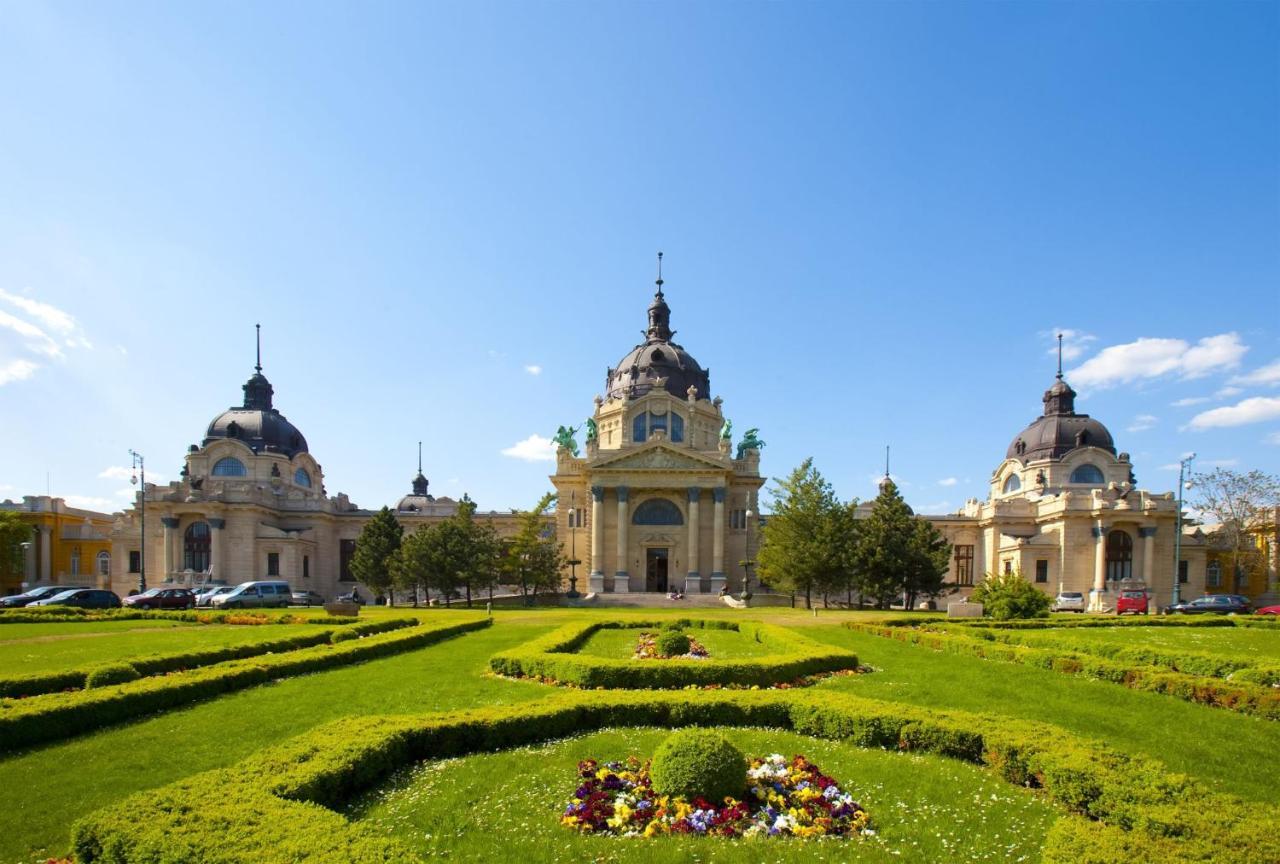 Paskal-Lux Apartments With Free Parking And Ac Budapeszt Zewnętrze zdjęcie
