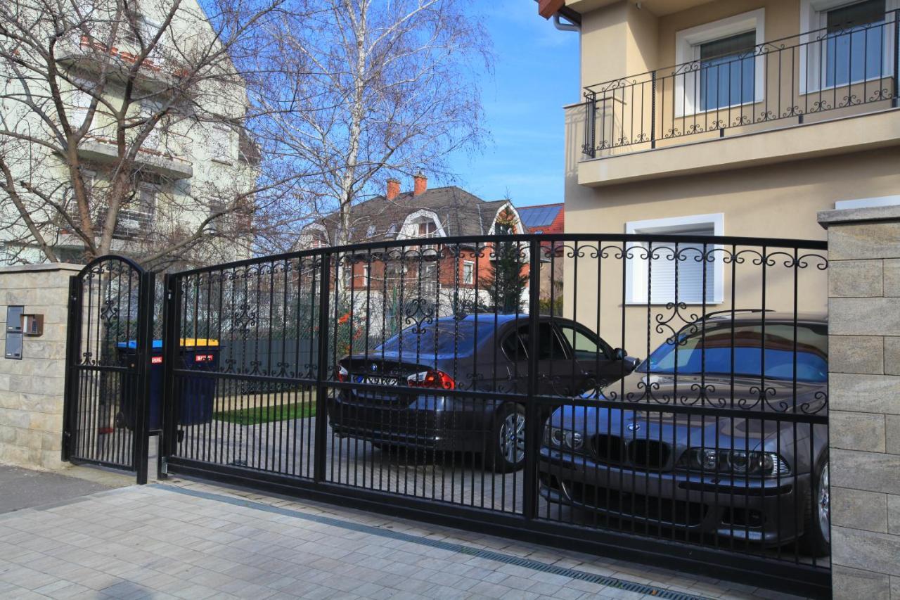 Paskal-Lux Apartments With Free Parking And Ac Budapeszt Zewnętrze zdjęcie