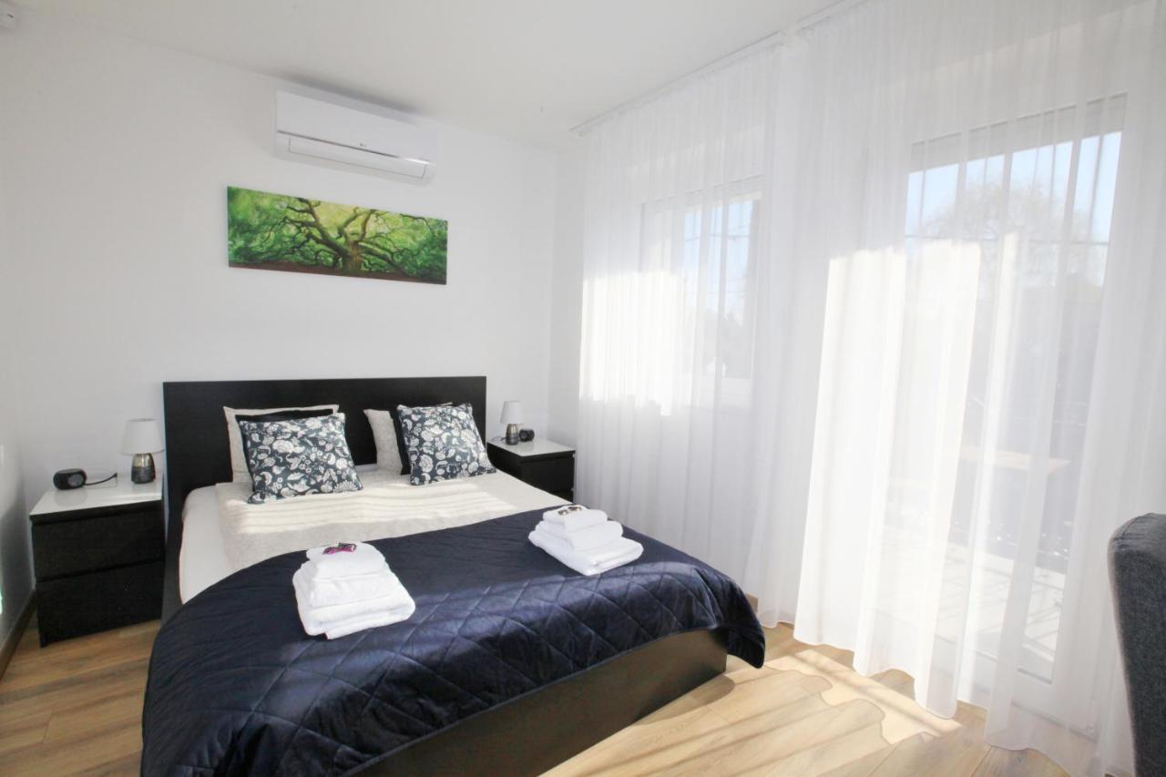 Paskal-Lux Apartments With Free Parking And Ac Budapeszt Zewnętrze zdjęcie