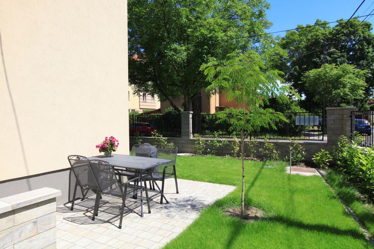 Paskal-Lux Apartments With Free Parking And Ac Budapeszt Zewnętrze zdjęcie