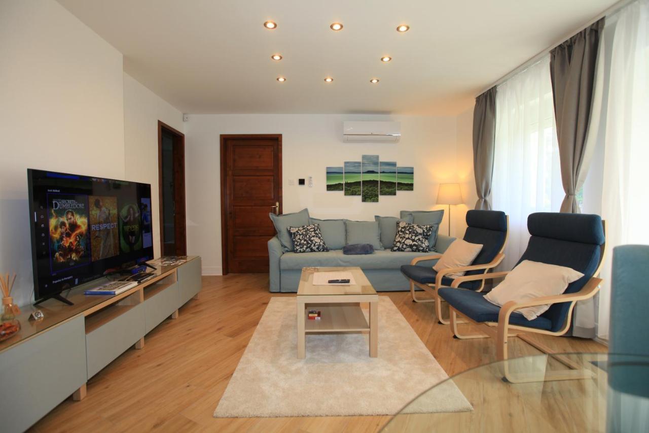Paskal-Lux Apartments With Free Parking And Ac Budapeszt Zewnętrze zdjęcie
